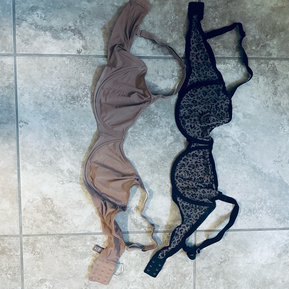 Cupp and skims bra lot -2-